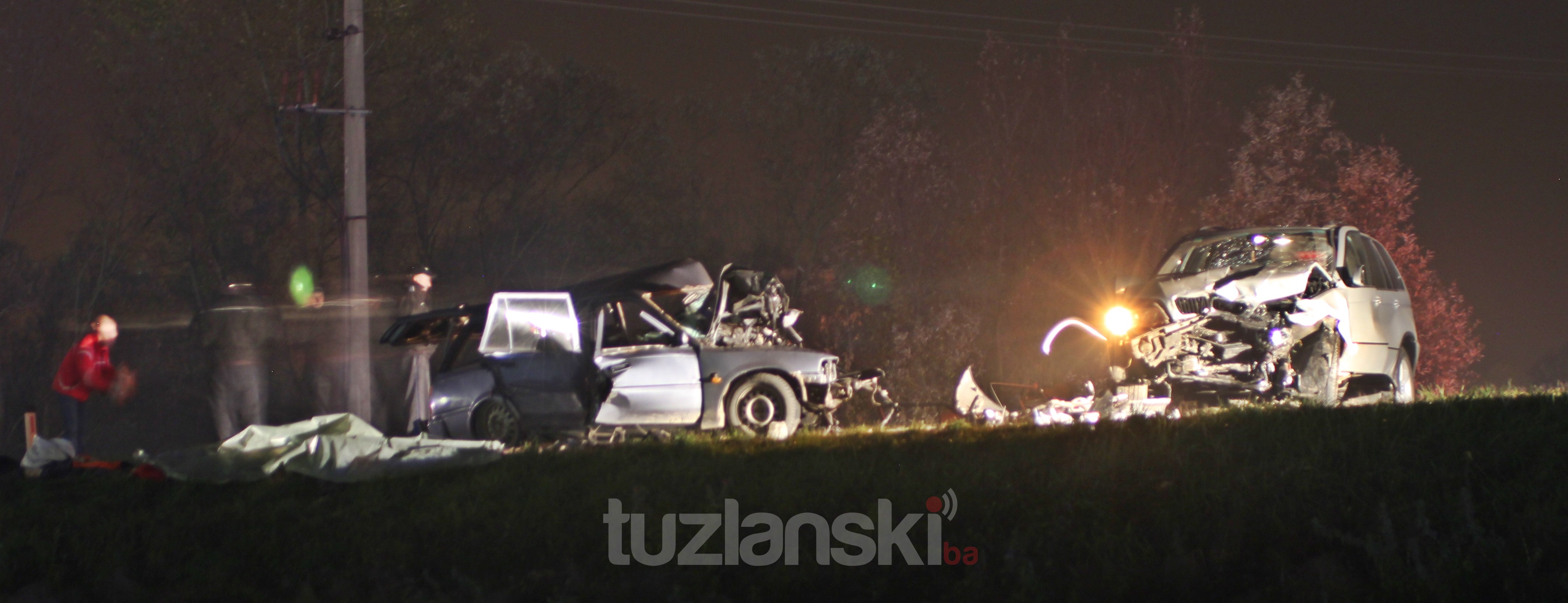 Epilog sinoćnje nesreće: Poginule dvije osobe iz Srebrenika i jedna iz Brčkog, vozač BMW-a lakše povrijeđen