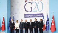 Učesnici Samita G20 tačno u podne odali počast žrtvama terorističkog napada u Parizu