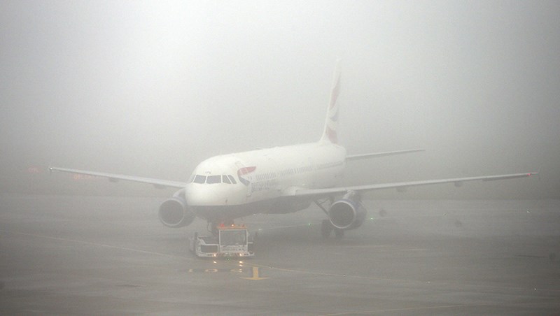 Magla "ugušila" prihode Sarajevskog aerodroma