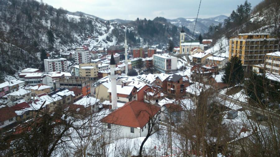 Zimski raspust u Srebrenici bez đačkih knjižica