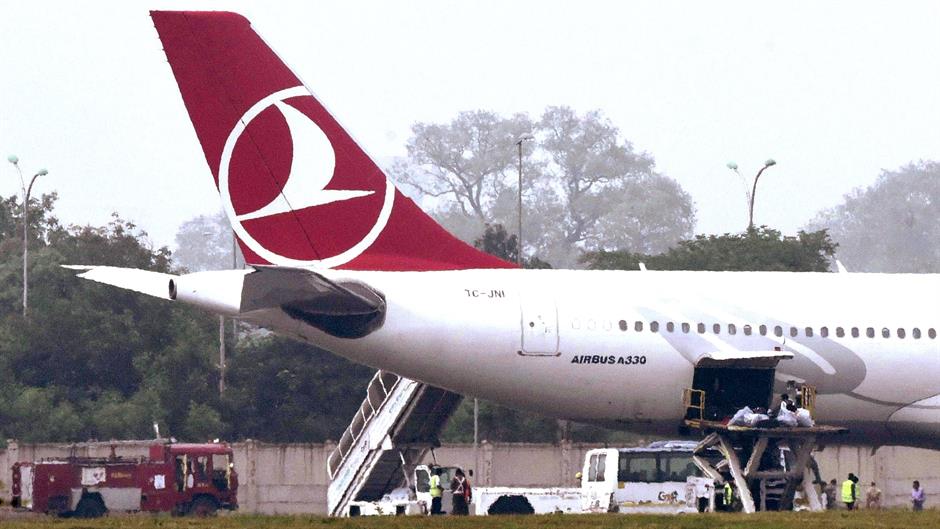 Avion Turkish Airlines prinudno sletio zbog prijetnje bombom