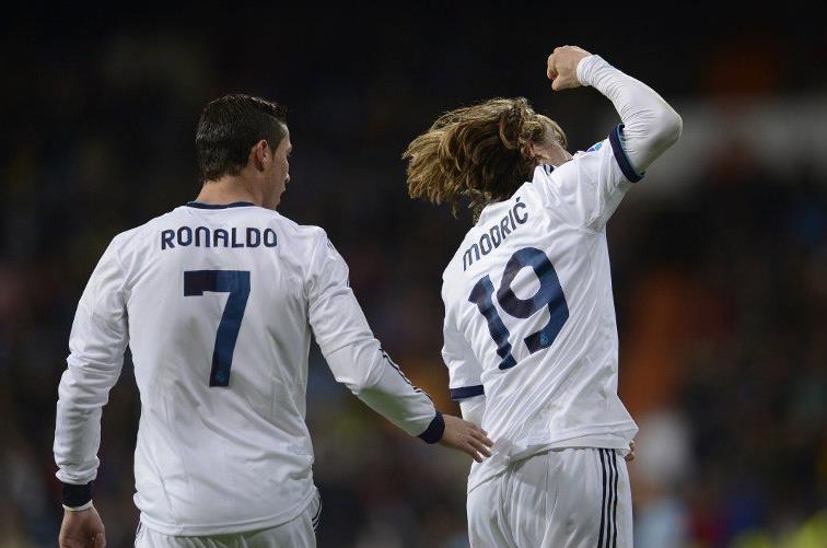 Real Madrid objavio snimak kako je Modrić spustio Ronaldu (VIDEO)