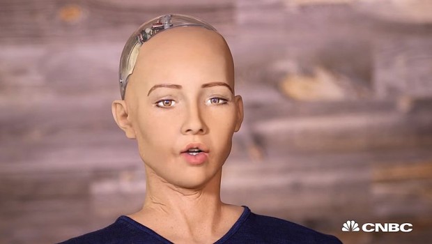 Ovo na slici nije žena, već robot koji prijeti da će uništiti ljude (VIDEO)