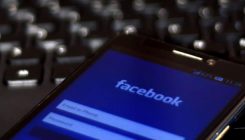 Facebook ipak popustio pod pritiskom Blackberryja - njihovi korisnici dobit će nešto skromniju verziju aplikacije