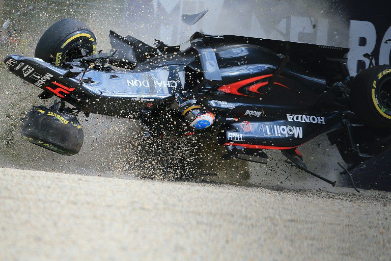 F1 svijet bruji o hororu Alonsa: 'Sretan sam što sam uopšte živ' (VIDEO)