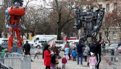 Osam transformersa „čuva“ Zagreb (FOTO)