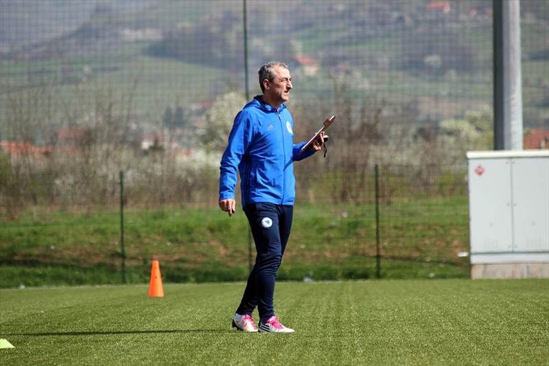 Baždarević danas okuplja reprezentativce BiH: Želimo dobru igru i rezultat protiv Španaca