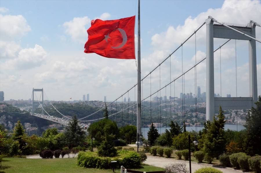 U Turskoj proglašen Dan žalosti zbog napada u Istanbulu