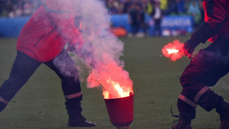 UEFA Hrvatsku kaznila sa 100 hiljada eura zbog divljanja navijača na Evropskom prvenstvu