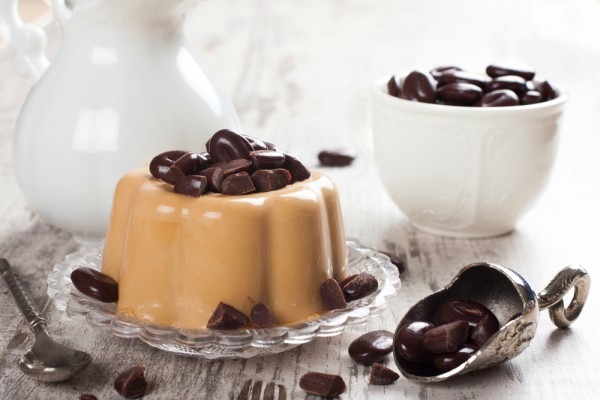Savršen ljetni desert: Mliječna Panna cotta sa kafom