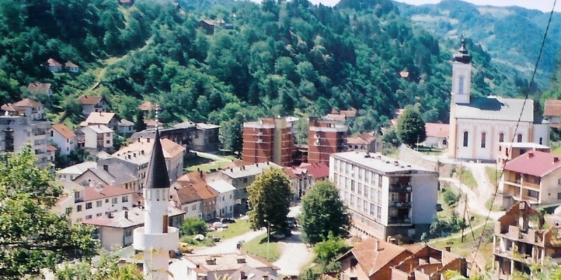 Srebrenica: Odluka o dodjeli priznanja Vladi Srbije i reakcije