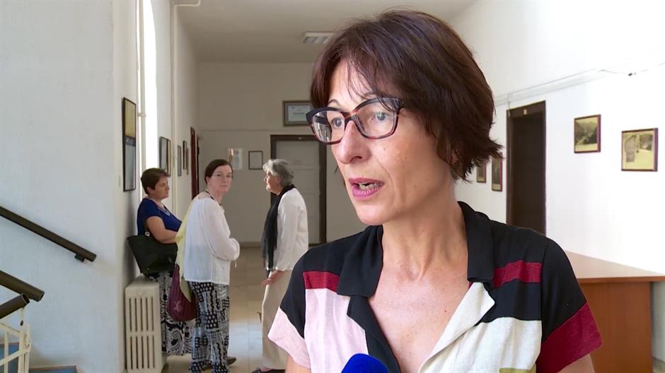 Florence Hartmann u Potočarima: Neki žrtvama žele zabraniti čak i sjećanja