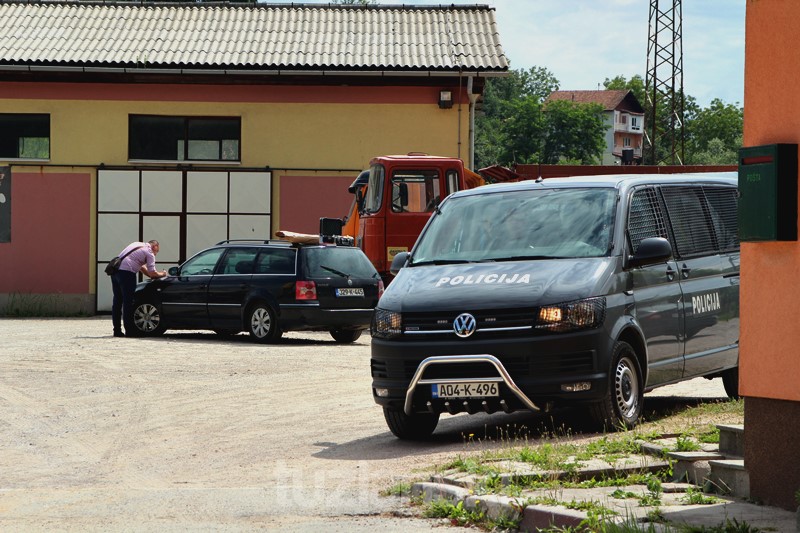 Bez ugovora o koncesiji firma ''Tuzla kvarc'' nastavila protupravnu eksploataciju i prodaju kvarcnog pijeska