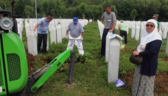 Srebrenica: Ekshumirano 65 tijela u Potočarima zbog spajanja dijelova tijela (FOTO)