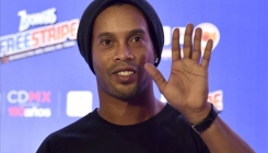 Ronaldinho okončao igračku karijeru