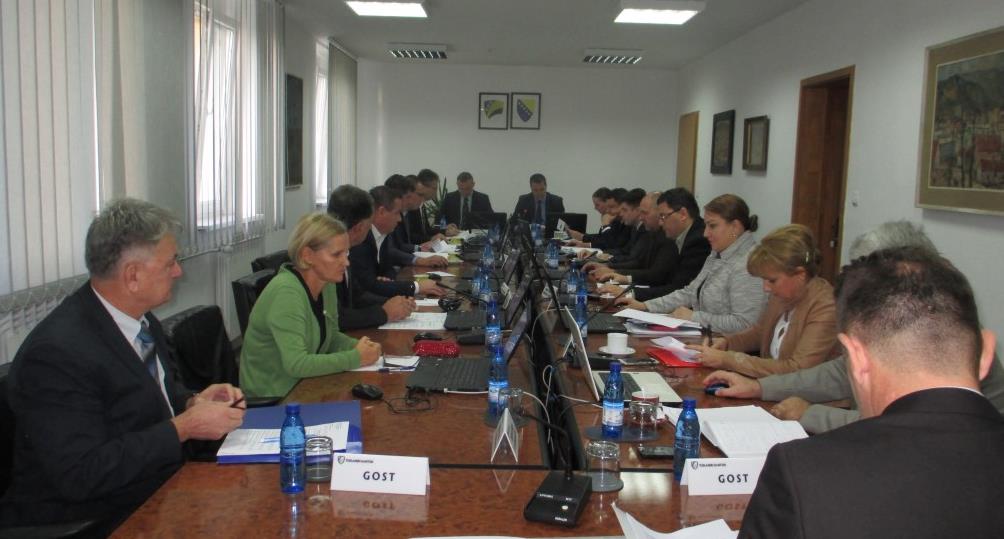 Inspektori zaduženi da u što kraćem roku izvrše nadzor rada i poslovanja Univerziteta u Tuzli