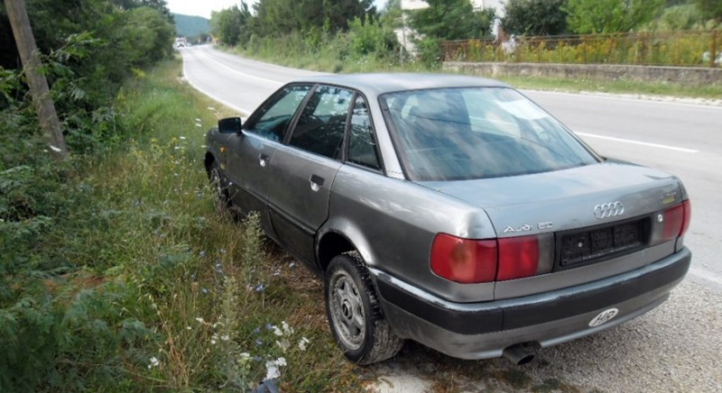 Tuzla: Policija pronašla otuđeno putničko motorno vozilo "Audi 80"