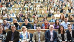 Mladi u Tuzli dobili informacije o prevenciji i liječenju moždanog udara (FOTO)