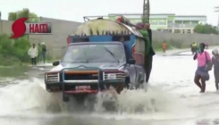 Razorni uragan odnio 11 života: Evakuacija pola miliona ljudi (VIDEO)