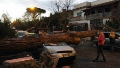 Snažna oluja i tornado pogodili Italiju, najmanje dvoje poginulih (FOTO/VIDEO)