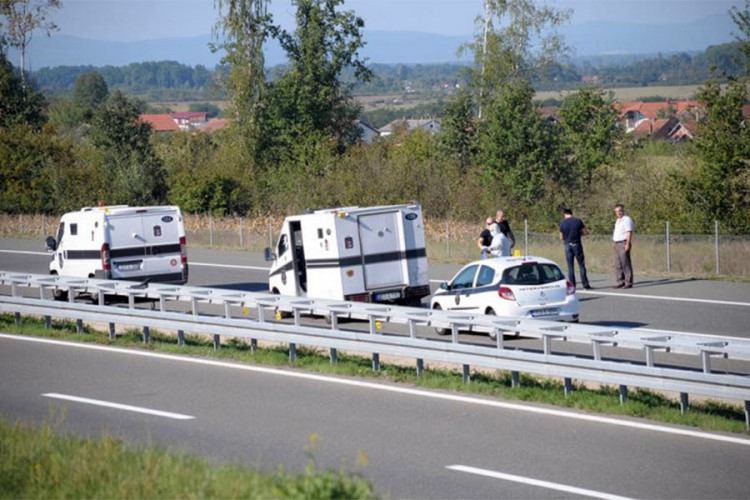 Banka naplatila opljačkan novac na auto-putu Banjaluka-Gradiška