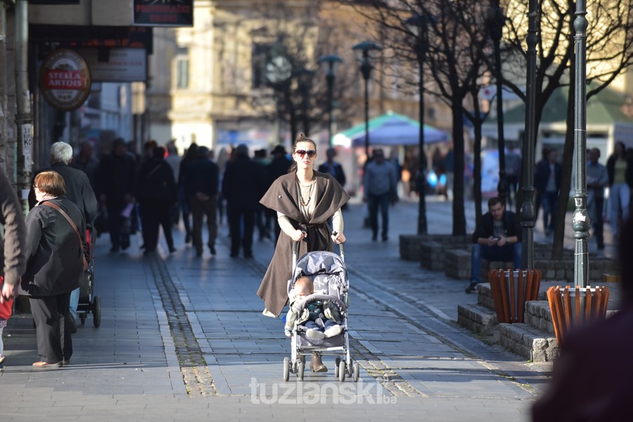 BiH: Više umrlih nego rođenih, manje brakova, više razvoda