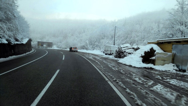 Oprez zbog udara vjetra i poledice na bh. putevima