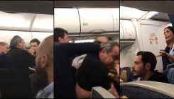 Snimak haosa u avionu: Stjuardese smirivale pomahnitale muškarce (VIDEO)