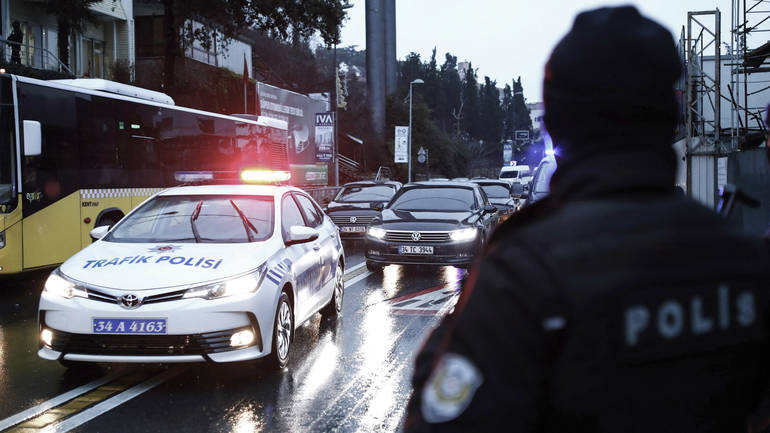 Većinu stradalih u sinoćnjem terorističkom napadu u Istanbulu čine stranci