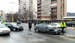 Saobraćajka na raskrsnici kod Paša Bunara, odvijanje saobraćaja otežano (FOTO)