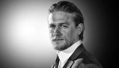 Charlie Hunnam otkrio zašto je odbio ulogu u '50 nijansi sive'