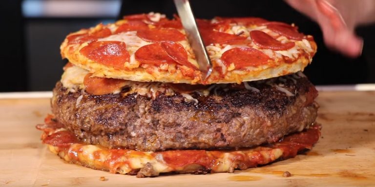 Šok za arterije: Pizza u burgeru u pizzi (VIDEO)