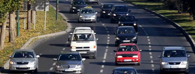 Tokom dana očekuje se pojačana frekvencija vozila na svim putnim pravcima