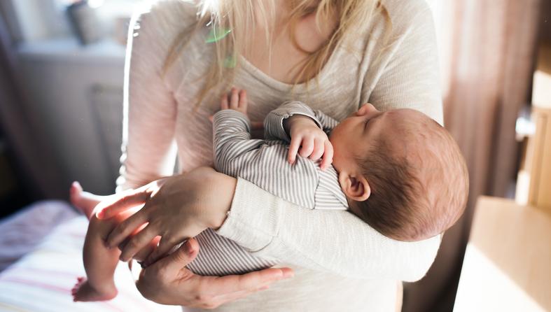 Znamo li šta dajemo djeci: U 100 grama instant-čaja za bebe čak 95 grama šećera