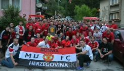 Preko 100 navijača Manchester Uniteda zajednički u Tuzli bodrili Crvene Đavole do naslova Evropa lige (VIDEO)