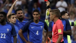 Fantastična utakmica u Parizu, Varane dobio crveni nakon pregledavanja video snimke (VIDEO)