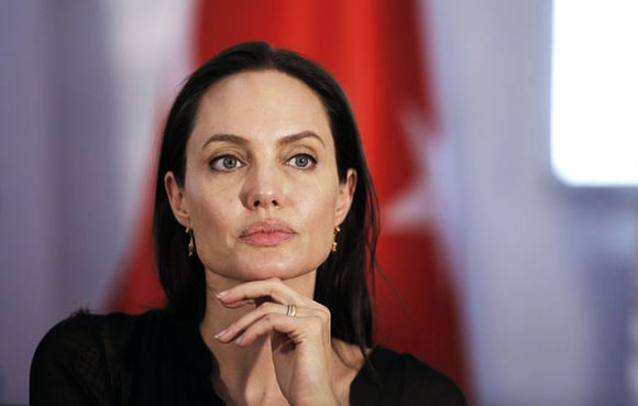 Slavna glumica nastavila dalje: Angelina Jolie se udaje po četvrti put?