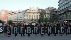 “Žene u crnom” u Beogradu odale počast srebreničkim žrtvama (FOTO)