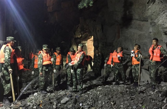 U potresu u kineskoj pokrajini Sečuan poginulo 13 i povrijeđeno 175 ljudi