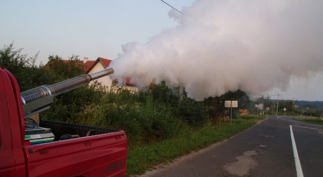 Oprez: Sutra počinje zaprašivanje komaraca na području TK!