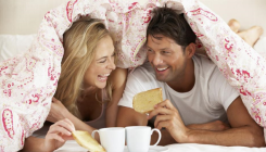 Ovih 11 stvari sretni parovi naprave prije odlaska u krevet