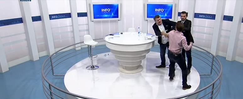 Skandal na kosovskoj televiziji: Političari se potukli usred emisije (VIDEO)