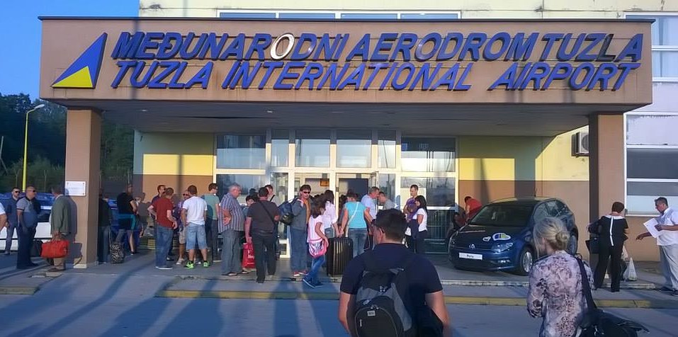 Prijedlog da se aerodrom u Tuzli zove po Aliji Izetbegoviću