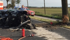 Bosancu pozlilo i dao djetetu da vozi auto: Suvozač mrtav nakon stravične nesreće (VIDEO)