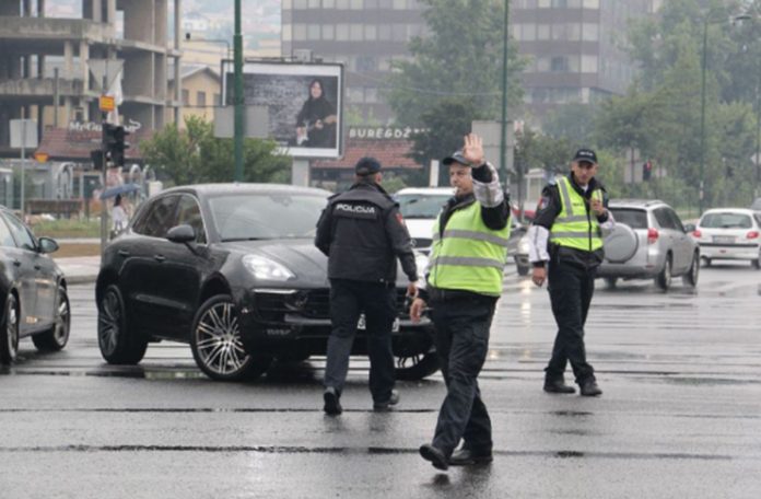 Sarajevo: Preticao kolonu, udario dječaka i pobjegao sa mjesta nesreće