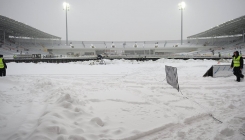 Kad zabijeli u Rusiji: Fudbal u smetovima snijega (FOTO)