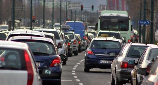 Pojačana frekvencija vozila na svim prilaznim cestama Sarajevu