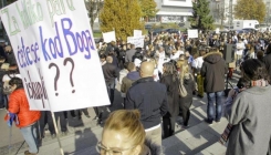 Protesti građana: Hitno obustaviti nezakonito hvatanje, ubijanje i masovne pokolje pasa