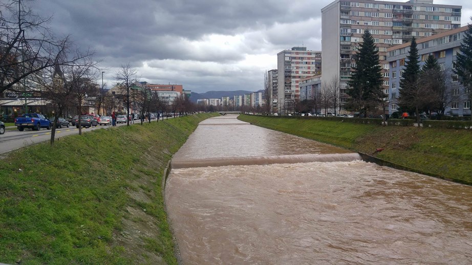 Brojne ekipe na terenu: Potraga za dva mladića u Sarajevu