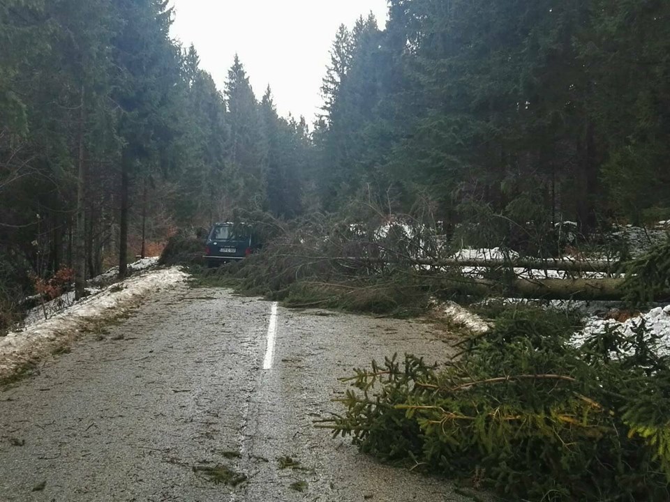 Vanredna stanja: Nekoliko gradova u BiH ostalo bez struje